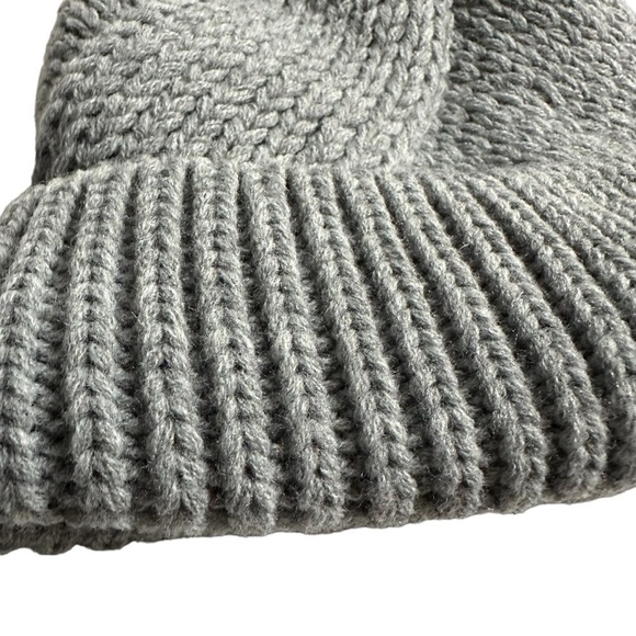 Rachel Zoe Gray Knit Fleece-Lined Beanie Winter Hat with Pom - Picture 4 of 8